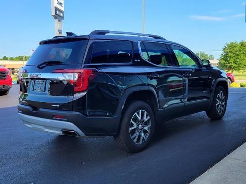 Used 2023 GMC Acadia SLE w/ Driver Convenience Package AWD/4WD image 3