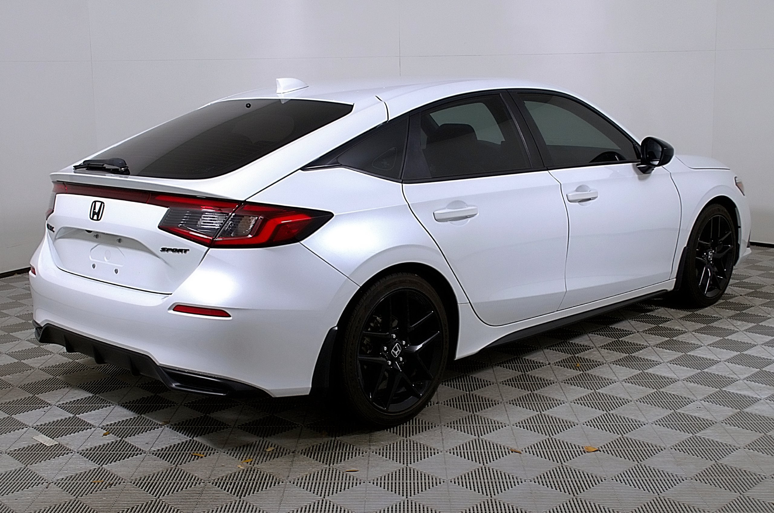 Used 2023 Honda Civic Sport image 7