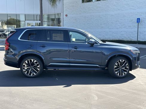 New 2026 Volvo XC90 B6 Plus w/ Protection Package Premier AWD/4WD image 3