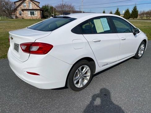 Used 2019 Chevrolet Cruze LS w/ LS Convenience Package image 8