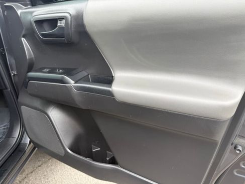 Used 2023 Toyota Tacoma SR image 27