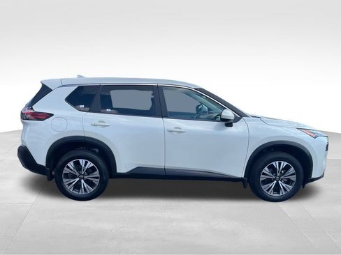 Used 2023 Nissan Rogue SV FWD image 6