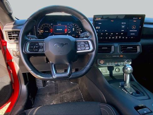 Used 2025 Ford Mustang GT RWD image 6
