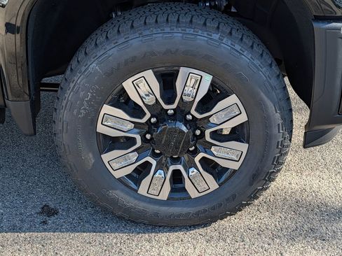 New 2026 GMC Sierra 3500 Denali w/ Denali Reserve Package AWD/4WD image 20