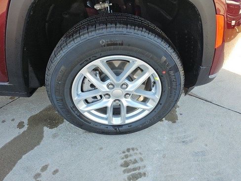 New 2025 Jeep Grand Cherokee L Laredo w/ Luxury Tech Group I image 10