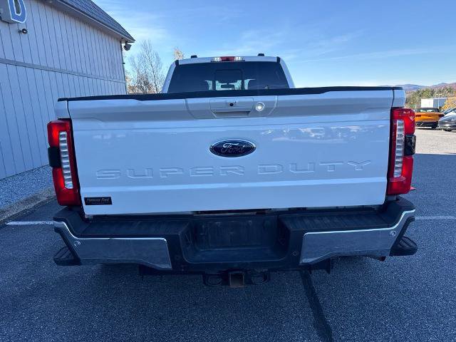 Certified 2025 Ford F350 Lariat w/ Lariat Ultimate Package AWD/4WD image 4