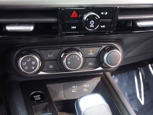 New 2026 Nissan Kicks S image 22