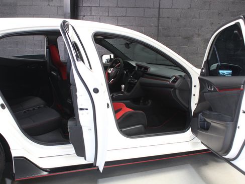 Used 2020 Honda Civic Type R image 36