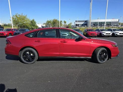 New 2025 Honda Accord SE image 11