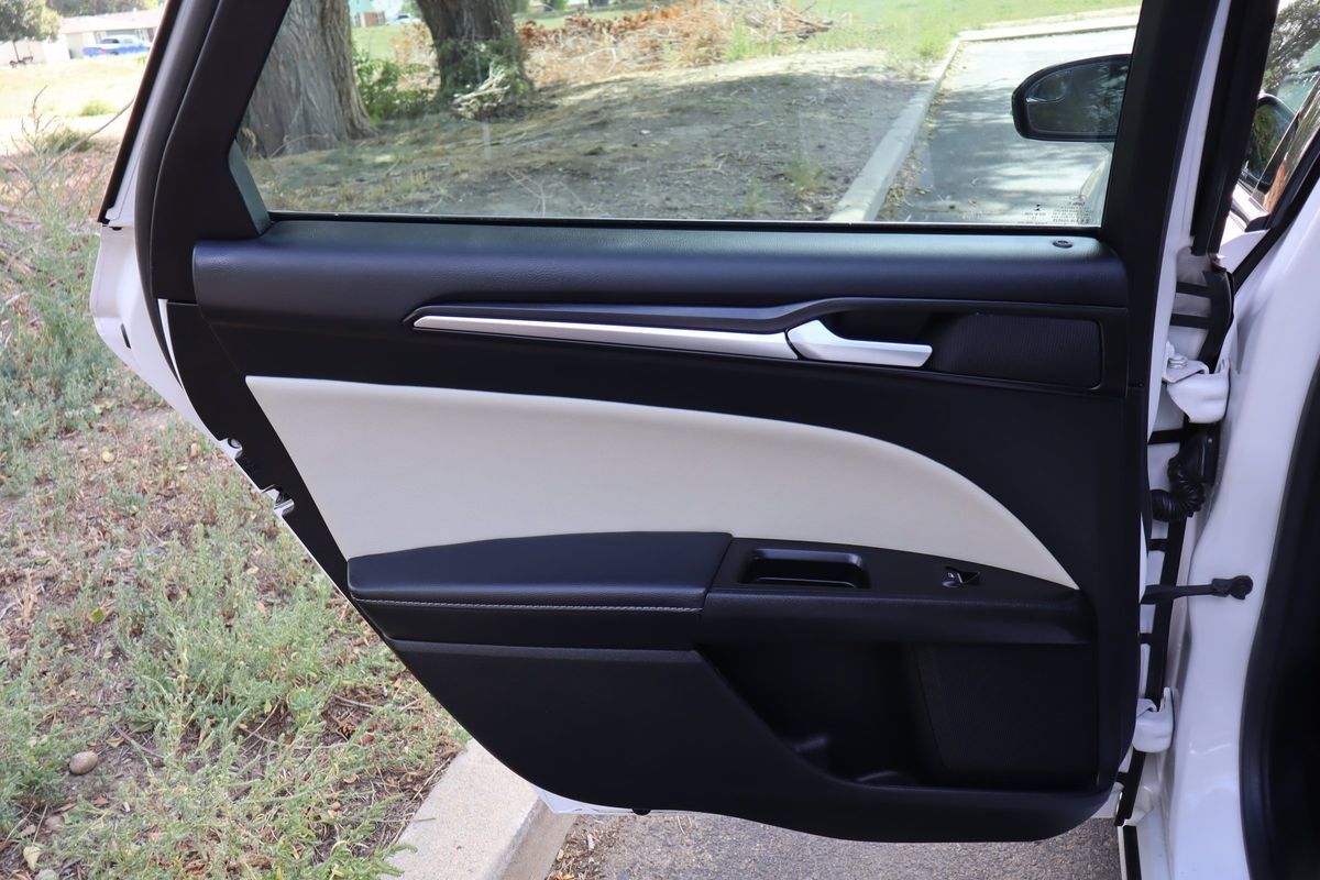 Used 2017 Ford Fusion Titanium FWD image 24