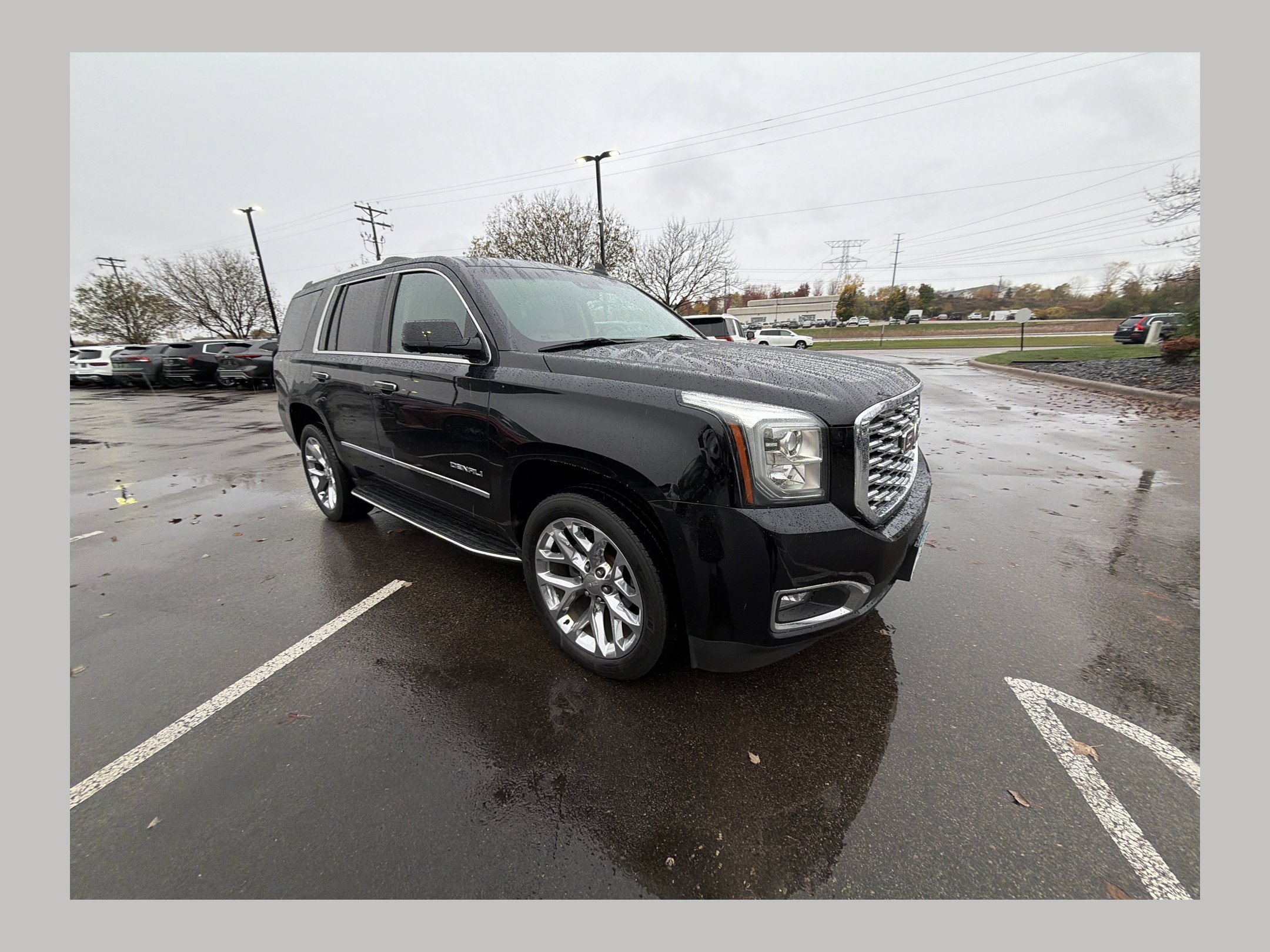 Used 2018 GMC Yukon Denali w/ Open Road Package AWD/4WD image 1