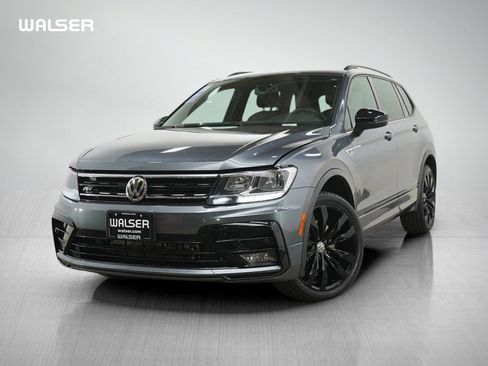 Used 2020 Volkswagen Tiguan SE R-Line image 1