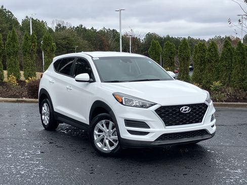 Used 2020 Hyundai Tucson SE w/ Cargo Package image 2