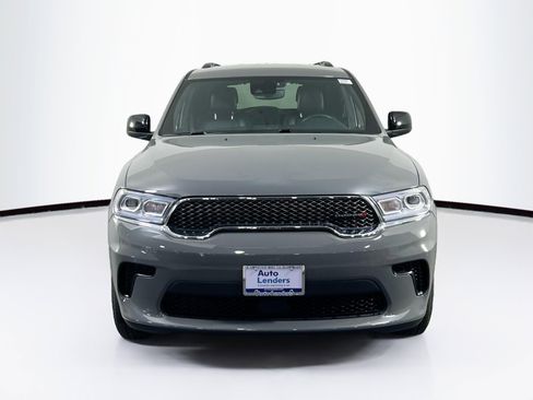 Used 2023 Dodge Durango SXT Launch Edition image 2