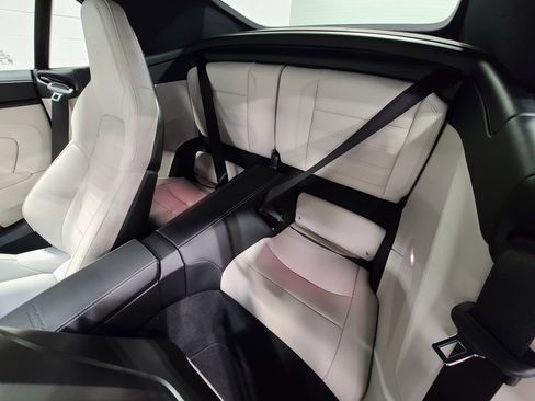 New 2026 Porsche 911 Carrera GTS image 25