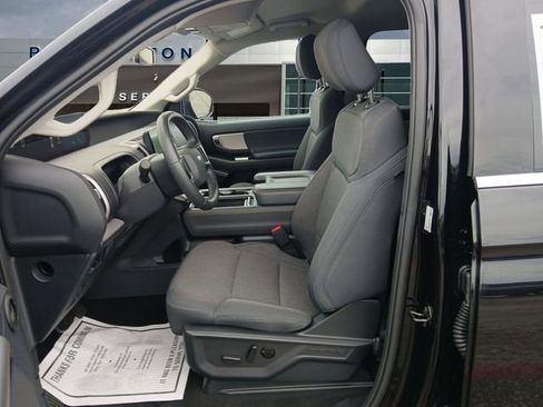 Certified 2025 Ford Expedition Max Active RWD image 9