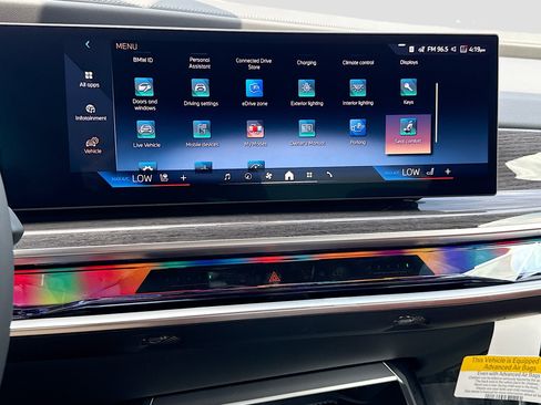New 2026 BMW 750e xDrive AWD/4WD image 29