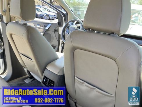 Used 2013 Ford Edge Limited AWD/4WD image 36