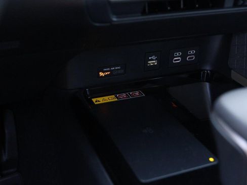 New 2026 Toyota Camry XLE FWD image 19