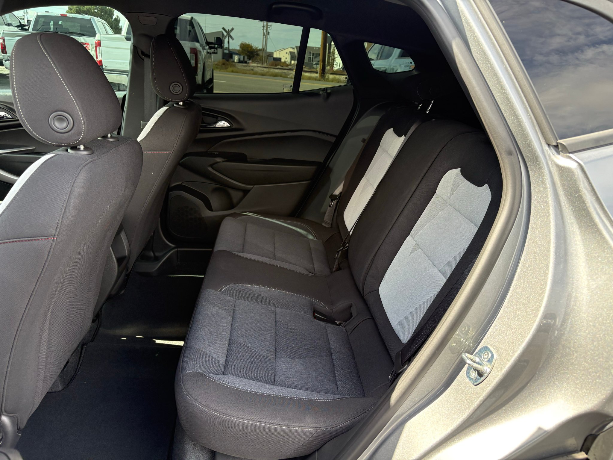Used 2024 Chevrolet Trax RS w/ Driver Confidence Package FWD image 18
