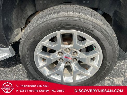 Used 2017 GMC Yukon SLE w/ Convenience Package image 30