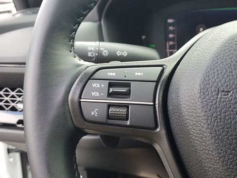 Used 2024 Honda Accord Sport image 21