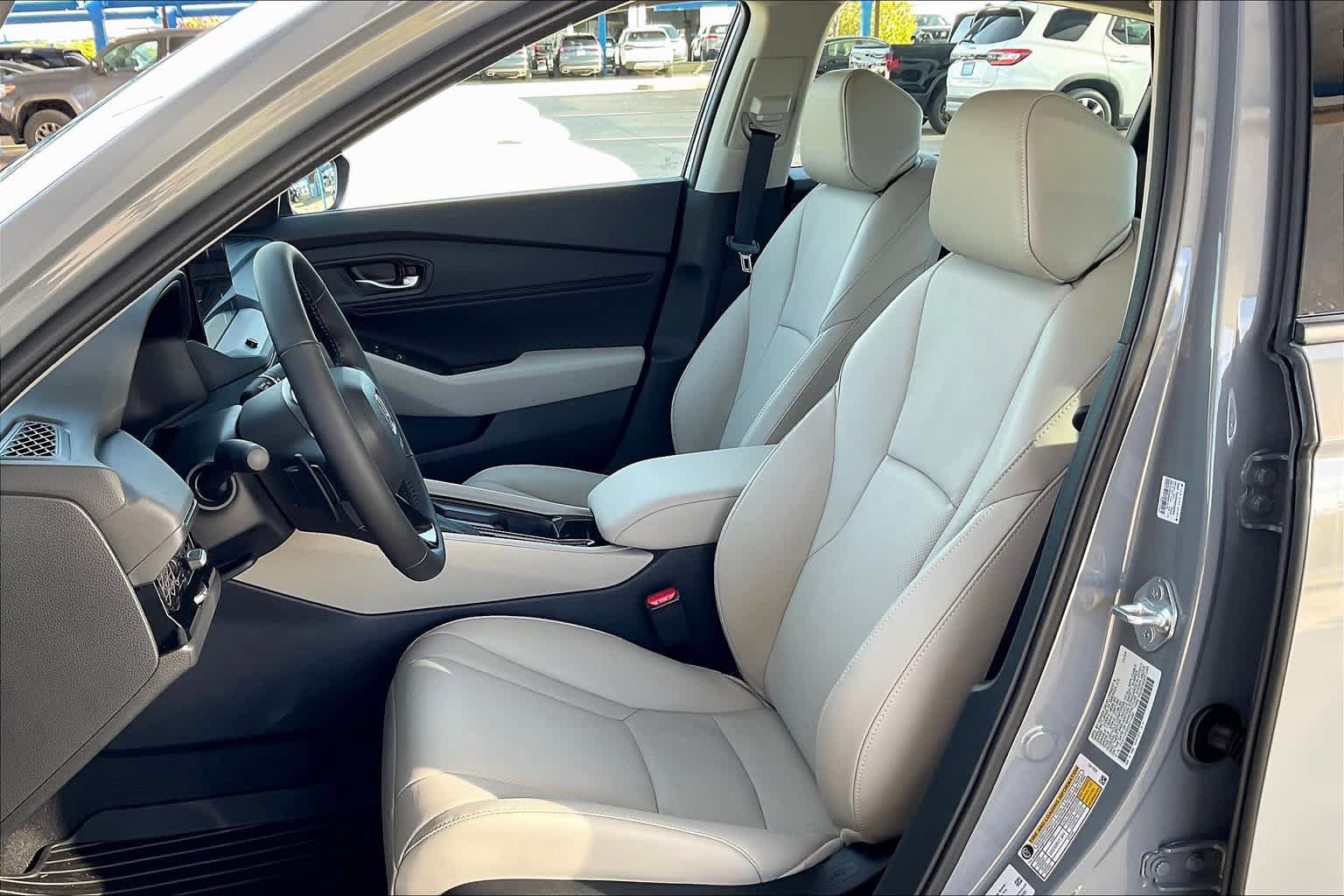 Certified 2025 Honda Accord EX-L image 9