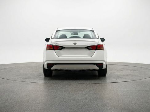 Used 2025 Nissan Altima 2.5 SV image 7