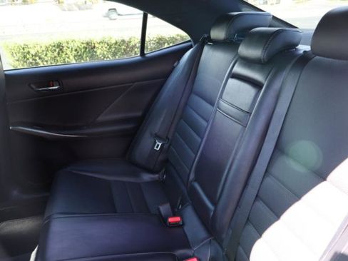 Used 2016 Lexus IS 200t image 30