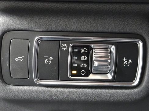 New 2026 Lincoln Nautilus Premier image 12