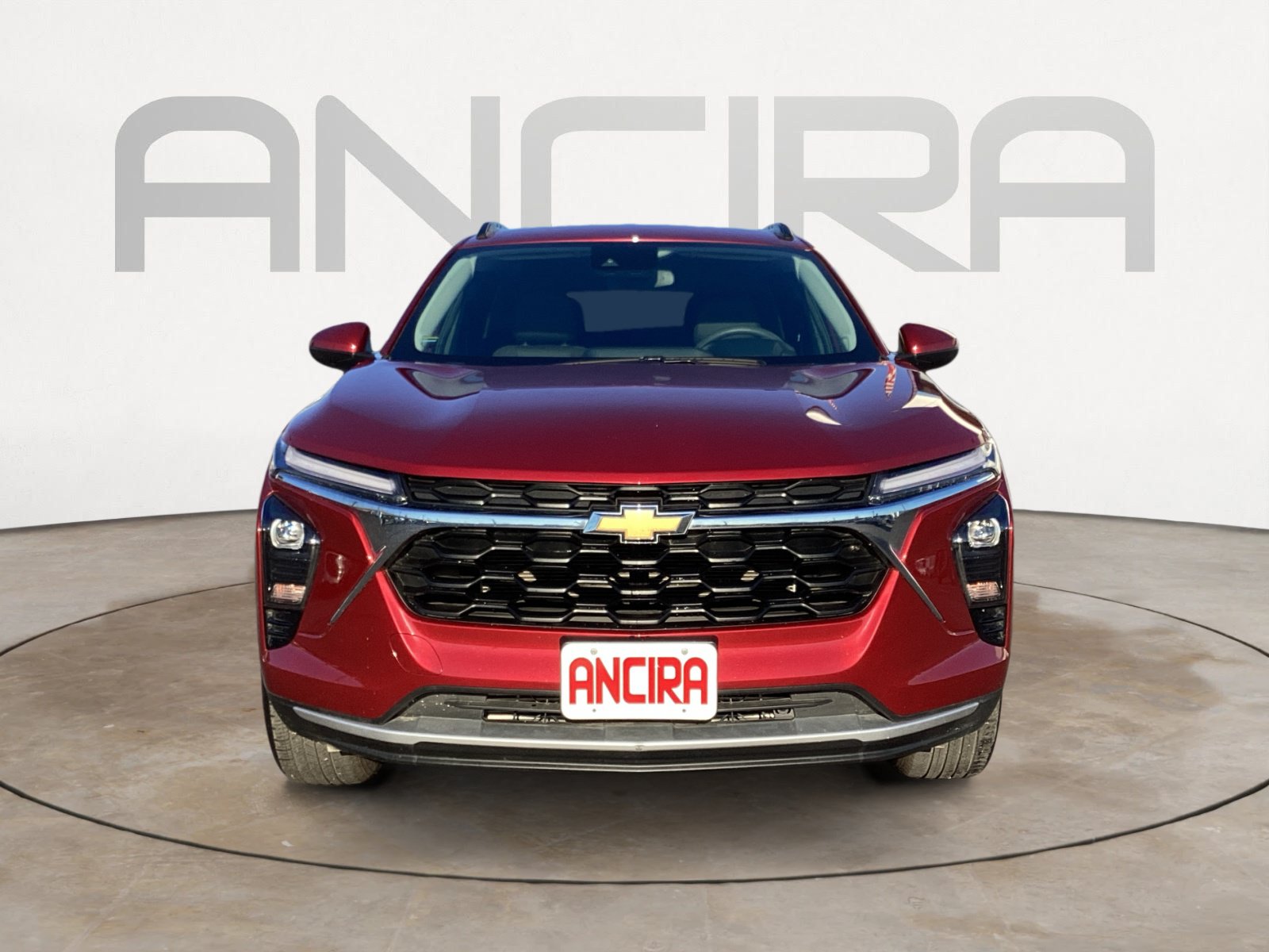 Used 2025 Chevrolet Trax LT FWD image 8