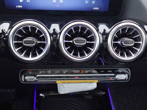 Used 2026 Mercedes-Benz GLA 250 4MATIC image 20