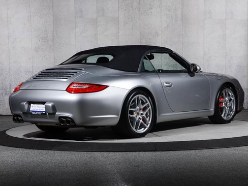 Used 2010 Porsche 911 Carrera S image 31