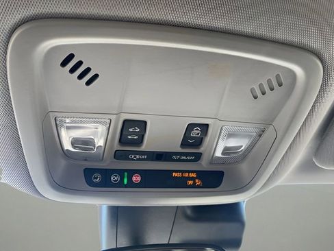 Used 2024 Chevrolet Malibu LT FWD image 28