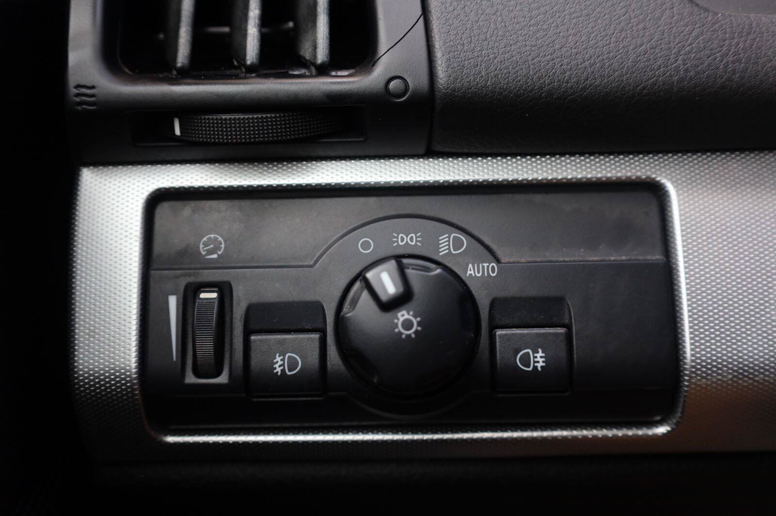 Used 2010 Land Rover LR2 HSE AWD/4WD image 37