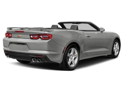 Used 2019 Chevrolet Camaro LT RWD image 2