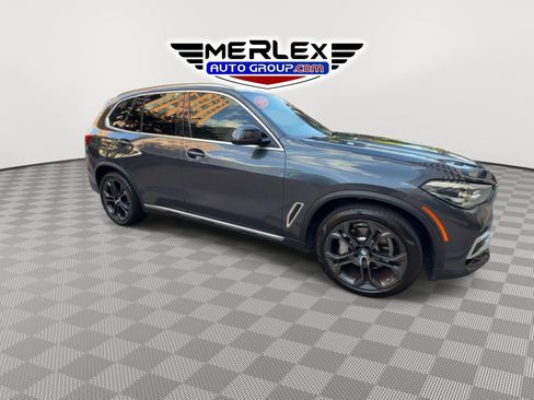 Used 2019 BMW X5 xDrive40i w/ Convenience Package AWD/4WD image 9