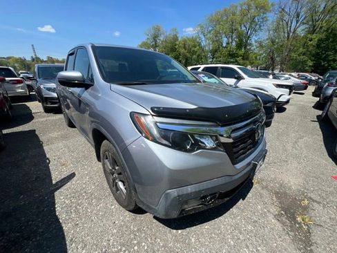 Used 2018 Honda Ridgeline Sport image 7