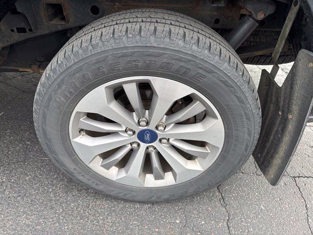 Used 2018 Ford F150 XL w/ Equipment Group 101A Mid AWD/4WD image 6