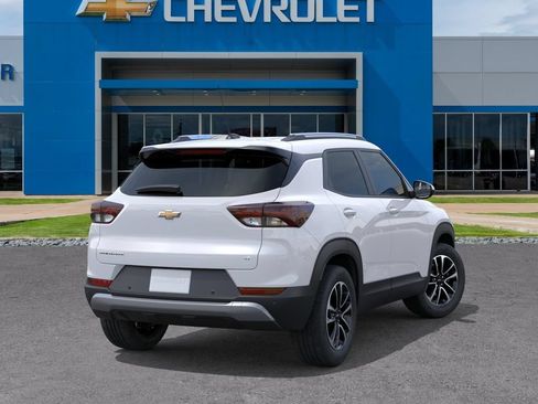 New 2026 Chevrolet TrailBlazer LT w/ Driver Confidence Package FWD image 4