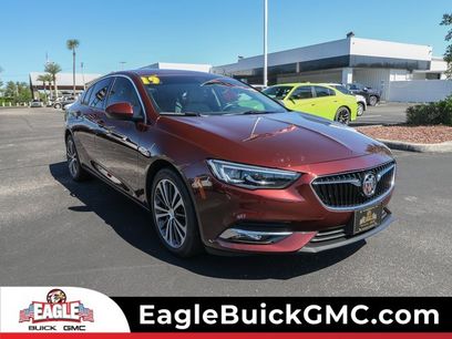 Used 2019 Buick Regal Essence w/ Driver Confidence Package I