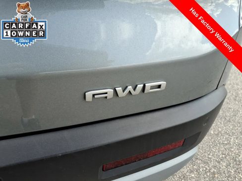 Used 2023 GMC Acadia SLE w/ Driver Convenience Package AWD/4WD image 11