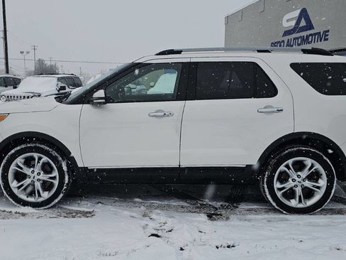 Used 2014 Ford Explorer Limited image 3