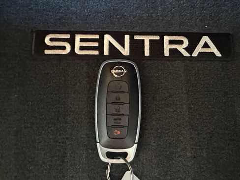Used 2026 Nissan Sentra SR w/ Floor Mat Package FWD image 29