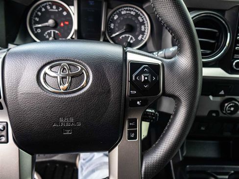 Used 2021 Toyota Tacoma SR5 RWD image 48