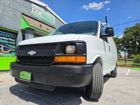 Used 2012 Chevrolet Express 2500 w/ Cold Climate Package RWD image 58