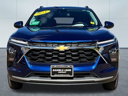 Used 2024 Chevrolet Trax LT w/ Driver Confidence Package