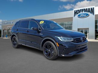 Used 2024 Volkswagen Tiguan SE R-Line AWD/4WD video 1