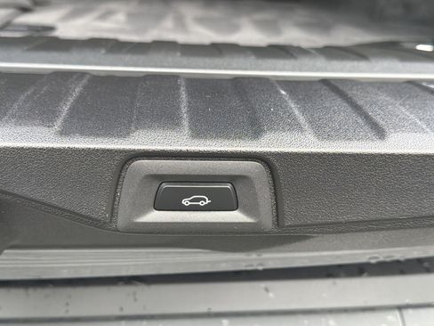 Used 2026 BMW X5 xDrive40i image 21