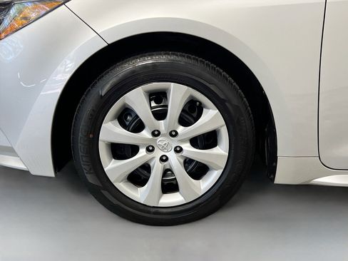 Used 2024 Toyota Corolla LE FWD image 14